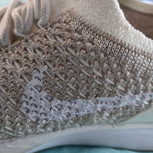 Crochet Nike Sneakers in Excellent Condition - Picture 5 of 5